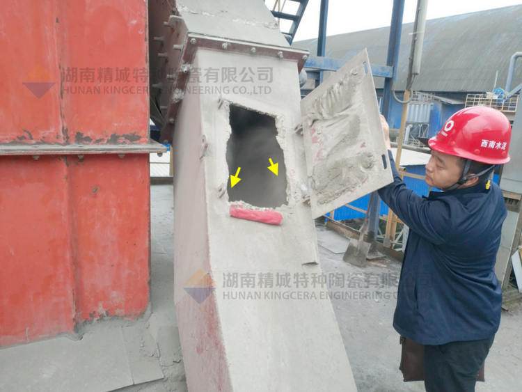 Z6尊龙凯时特瓷牌耐磨陶瓷内衬下料溜槽