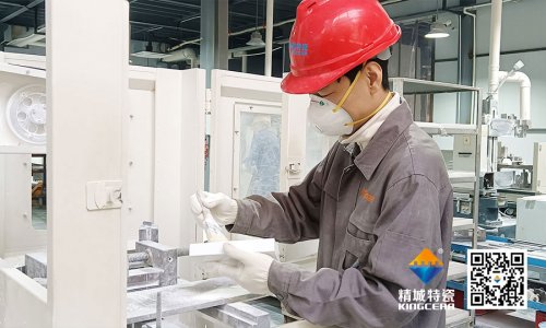 营销精英下车间，，，，，Z6尊龙凯时特瓷订单飙升迎交付岑岭